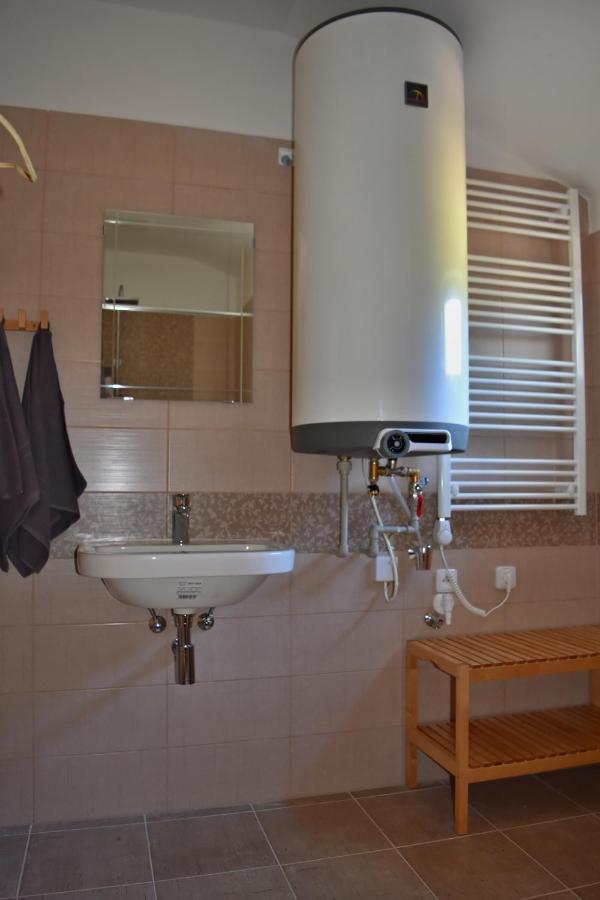 Ubytovani Ranc Malenice Экстерьер фото